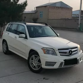 Mercedes-Benz GLK 350 2011