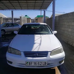 Toyota Camry 1999