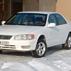 Toyota Camry 2000