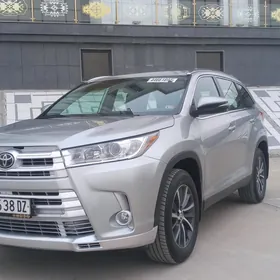 Toyota Highlander 2019