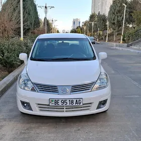 Nissan Versa 2010