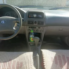 Toyota Corolla 2000