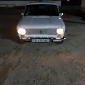 Lada 2104 1980