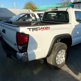 Toyota Tacoma 2019