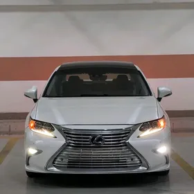 Lexus ES 350 2016