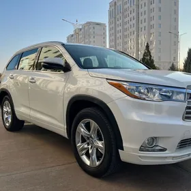 Toyota Highlander 2016