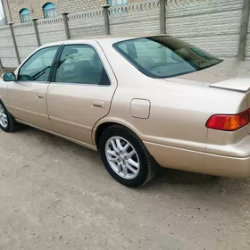 Toyota Camry 2001