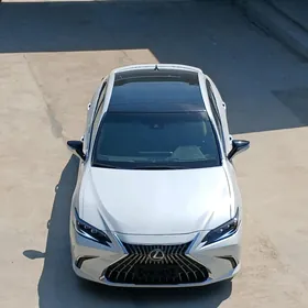 Lexus ES 350 2021