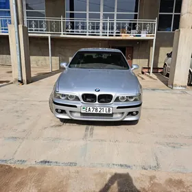 BMW 530 2003