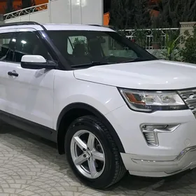 Ford Explorer 2018