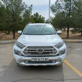 Toyota RAV4 2019