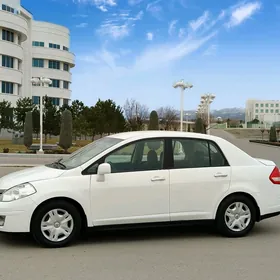 Nissan Versa 2010