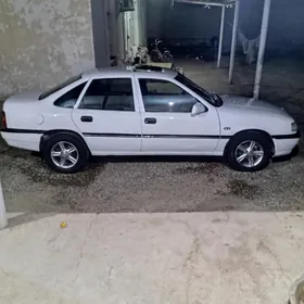 Opel Vectra 1990