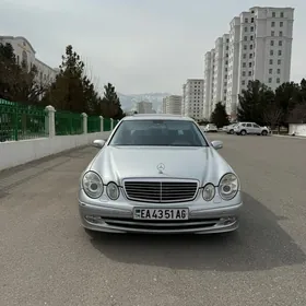 Mercedes-Benz E320 2003