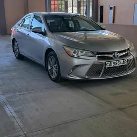 Toyota Camry 2016