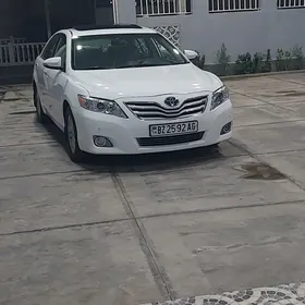 Toyota Camry 2010