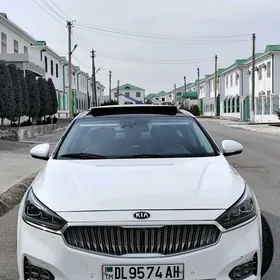 Kia Cadenza 2017