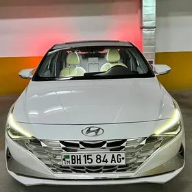 Hyundai Elantra 2021