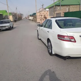 Toyota Camry 2011