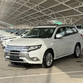 Mitsubishi Outlander 2022