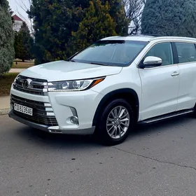 Toyota Highlander 2018