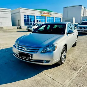 Toyota Avalon 2005