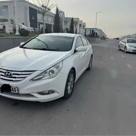 Hyundai Sonata 2011