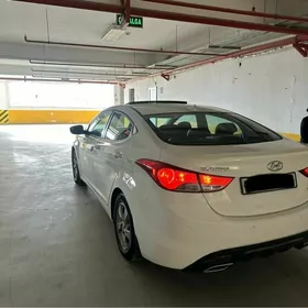 Hyundai Elantra 2011