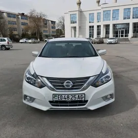 Nissan Altima 2017