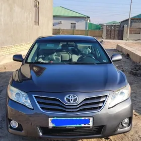 Toyota Camry 2011