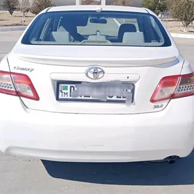 Toyota Camry 2011