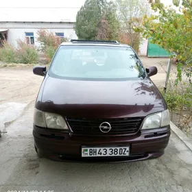 Opel Sintra 1999