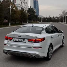 Kia Optima 2020