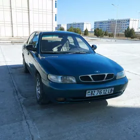 Daewoo Nubira 1998