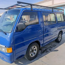 Nissan Urvan 1994