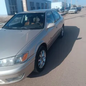 Toyota Camry 2000