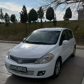 Nissan Versa 2010