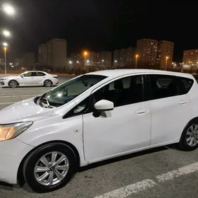 Nissan Versa 2014