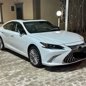 Lexus ES 350 2022