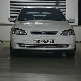 Opel Astra 2000