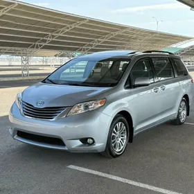 Toyota Sienna 2017