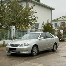 Toyota Camry 2005