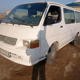 Toyota Hiace 2002