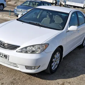 Toyota Camry 2005