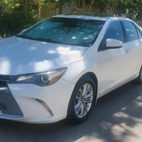 Toyota Camry 2017