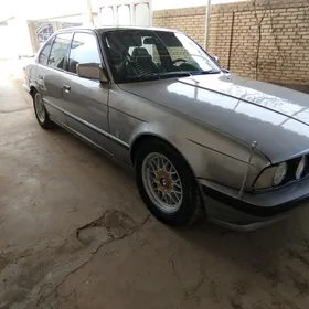 BMW 525 1992