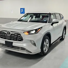 Toyota Highlander 2022