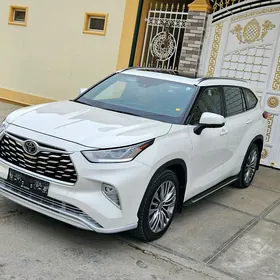 Toyota Highlander 2020