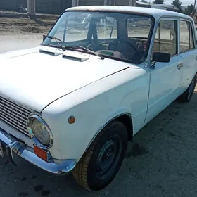 Lada 2104 1980