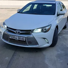 Toyota Camry 2015